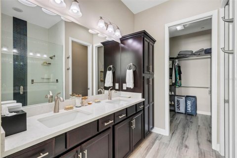 Condo in Bradenton, Florida, 3 bedrooms  № 2092913 - photo 23