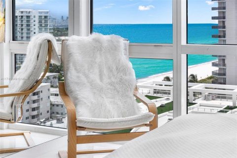 Copropriété à louer à Miami Beach, Floride: 2 chambres, 102.47 m2 № 1691377 - photo 9