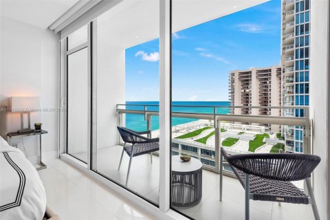 Copropriété à louer à Miami Beach, Floride: 2 chambres, 102.47 m2 № 1691377 - photo 19