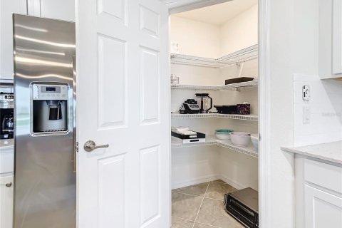 Condo in Venice, Florida, 3 bedrooms  № 1894531 - photo 17