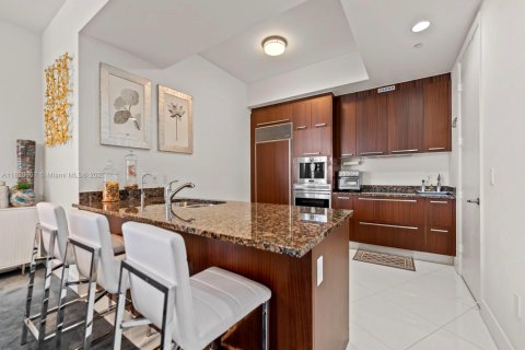 Copropriété à vendre à Sunny Isles Beach, Floride: 2 chambres, 171.59 m2 № 1805975 - photo 8