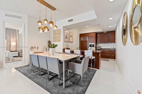 Copropriété à vendre à Sunny Isles Beach, Floride: 2 chambres, 171.59 m2 № 1805975 - photo 12