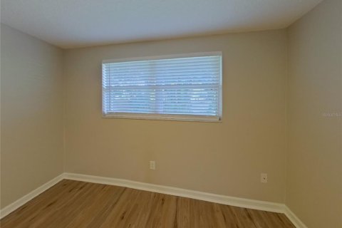 Casa en alquiler en Gulfport, Florida, 3 dormitorios, 94.39 m2 № 1911832 - foto 7