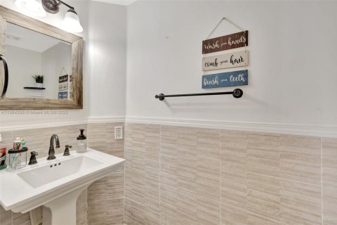 Villa ou maison à vendre à Weston, Floride: 3 chambres, 168.62 m2 № 1964204 - photo 15