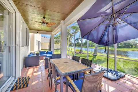 Villa ou maison à vendre à Weston, Floride: 3 chambres, 168.62 m2 № 1964204 - photo 25