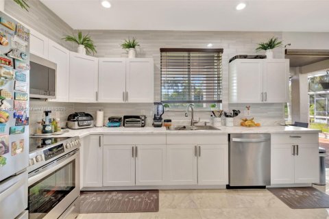 Villa ou maison à vendre à Weston, Floride: 3 chambres, 168.62 m2 № 1964204 - photo 12