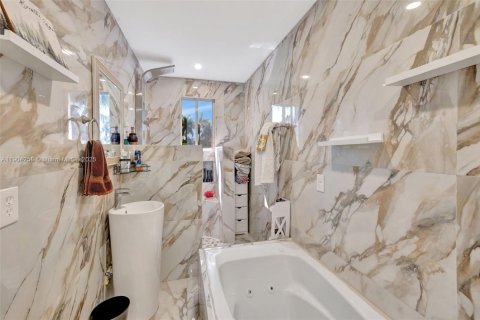 Villa ou maison à vendre à Weston, Floride: 3 chambres, 168.62 m2 № 1964204 - photo 19