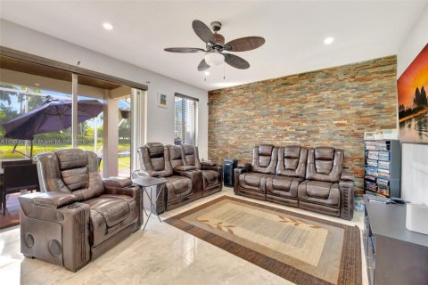 Villa ou maison à vendre à Weston, Floride: 3 chambres, 168.62 m2 № 1964204 - photo 8