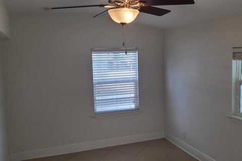 Appartement à louer à Clearwater, Floride: 2 chambres, 92.72 m2 № 2423606 - photo 10