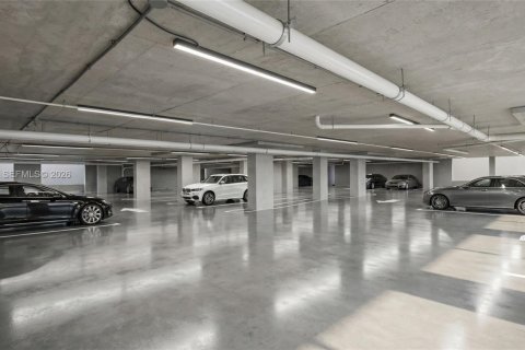 Copropriété à vendre à Hollywood, Floride: 2 chambres, 102.47 m2 № 2008270 - photo 15