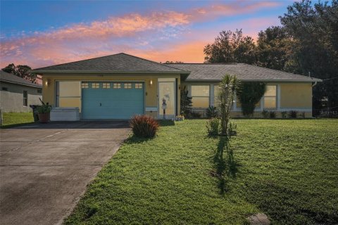 Casa en North Port, Florida 3 dormitorios, 110.74 m2 № 2371094