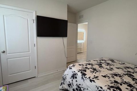 Casa en alquiler en Auburndale, Florida, 4 dormitorios, 171.96 m2 № 2421746 - foto 9