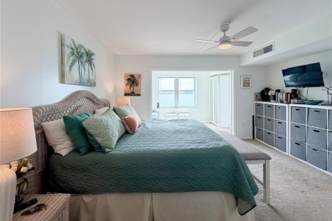 Copropriété à vendre à Saint Petersburg, Floride: 1 chambre, 110.09 m2 № 2413462 - photo 15