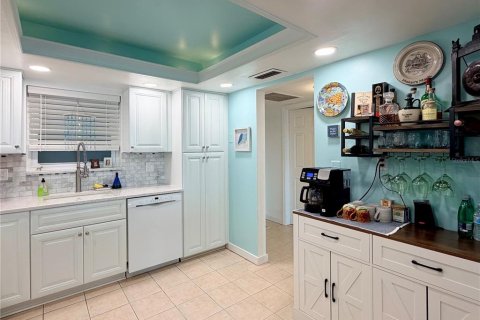 Copropriété à vendre à Saint Petersburg, Floride: 1 chambre, 110.09 m2 № 2413462 - photo 9