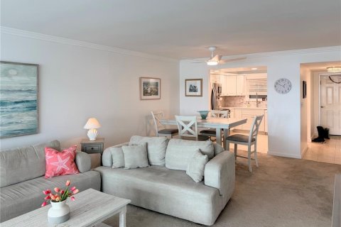 Copropriété à vendre à Saint Petersburg, Floride: 1 chambre, 110.09 m2 № 2413462 - photo 6