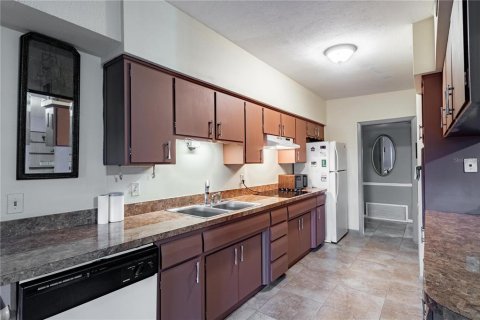 Casa en venta en Titusville, Florida, 3 dormitorios, 164.16 m2 № 1810247 - foto 4