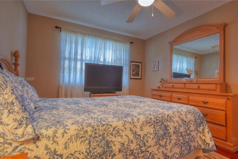Casa en venta en Davie, Florida, 4 dormitorios, 234.3 m2 № 1857141 - foto 21