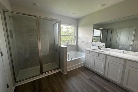 House in Bradenton, Florida 4 bedrooms, 256.04 sq.m. № 1349818 - photo 5