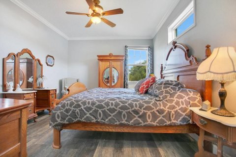 House in Mascotte, Florida 3 bedrooms, 186.08 sq.m. № 1912740 - photo 13