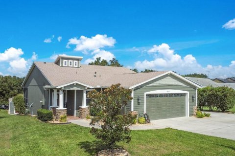 House in Mascotte, Florida 3 bedrooms, 186.08 sq.m. № 1912740 - photo 28