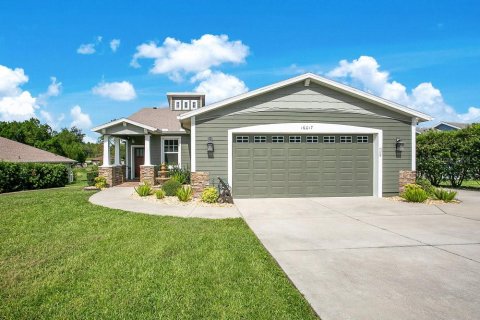 House in Mascotte, Florida 3 bedrooms, 186.08 sq.m. № 1912740 - photo 1