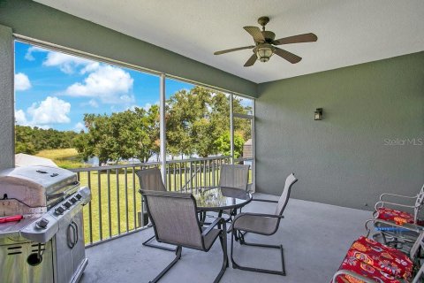 House in Mascotte, Florida 3 bedrooms, 186.08 sq.m. № 1912740 - photo 19