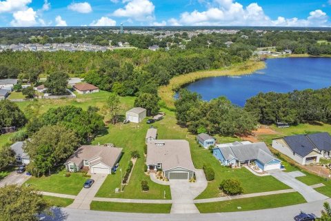 House in Mascotte, Florida 3 bedrooms, 186.08 sq.m. № 1912740 - photo 25
