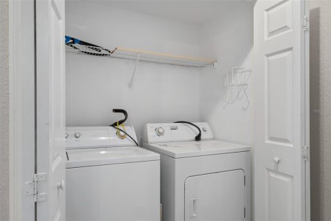 Condo in Orlando, Florida, 2 bedrooms  № 1765249 - photo 8