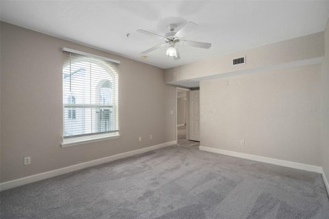 Condo in Orlando, Florida, 2 bedrooms  № 1765249 - photo 16