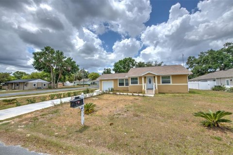 Casa en venta en Zephyrhills, Florida, 2 dormitorios, 110.37 m2 № 1722343 - foto 2