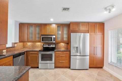 Touwnhouse à vendre à Parkland, Floride: 3 chambres, 164.99 m2 № 2406229 - photo 2