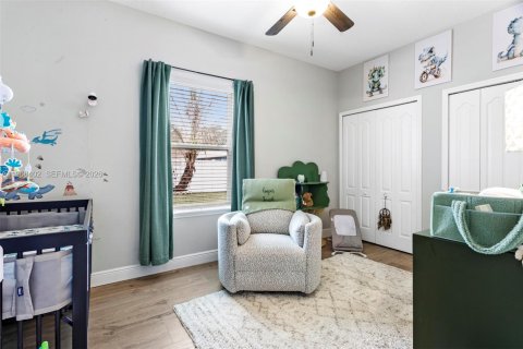 House in Port St. Lucie, Florida 4 bedrooms, 223.89 sq.m. № 2030526 - photo 21