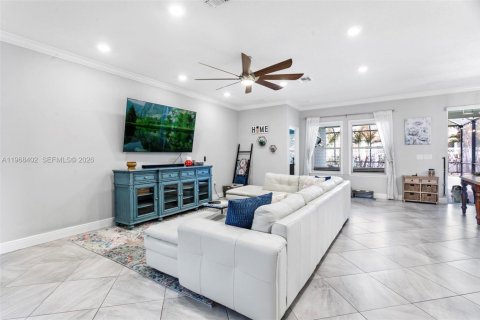 House in Port St. Lucie, Florida 4 bedrooms, 223.89 sq.m. № 2030526 - photo 9