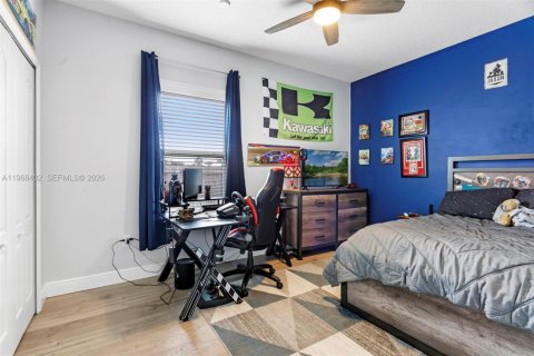 House in Port St. Lucie, Florida 4 bedrooms, 223.89 sq.m. № 2030526 - photo 22