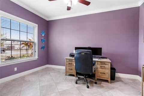 House in Port St. Lucie, Florida 4 bedrooms, 223.89 sq.m. № 2030526 - photo 27