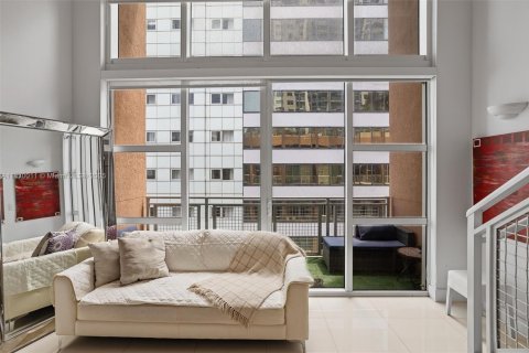 Купить кондоминиум в Майами, Флорида 1 спальня, 90.86м2, № 2053670 - фото 9