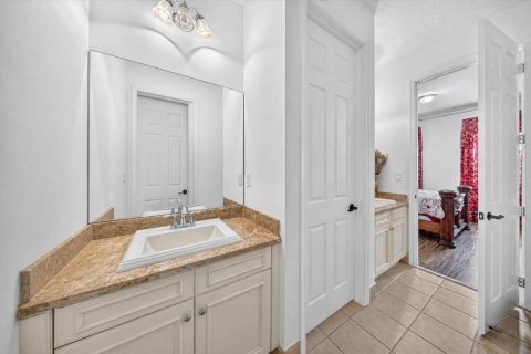 House in Cooper City, Florida 4 bedrooms, 252.69 sq.m. № 2180925 - photo 23