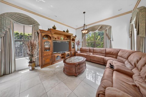House in Cooper City, Florida 4 bedrooms, 252.69 sq.m. № 2180925 - photo 12