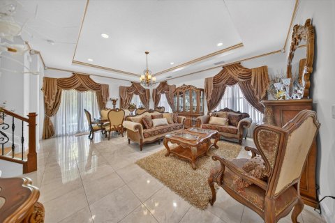 House in Cooper City, Florida 4 bedrooms, 252.69 sq.m. № 2180925 - photo 5