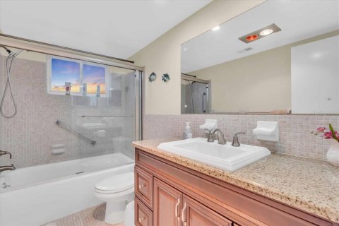 Condominio en alquiler en South Pasadena, Florida, 2 dormitorios, 162.58 m2 № 1508056 - foto 17