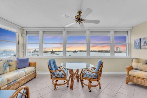 Condominio en alquiler en South Pasadena, Florida, 2 dormitorios, 162.58 m2 № 1508056 - foto 3