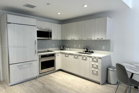 Copropriété à louer à Miami, Floride: 1 chambre, 57.6 m2 № 2000569 - photo 2