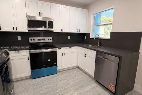 Villa ou maison à vendre à Fort Lauderdale, Floride: 3 chambres, 116.03 m2 № 2072036 - photo 7