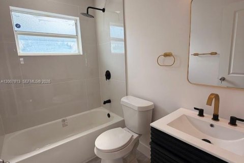Villa ou maison à vendre à Fort Lauderdale, Floride: 3 chambres, 116.03 m2 № 2072036 - photo 13