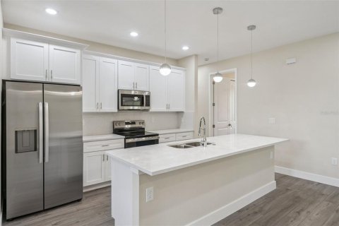Casa en venta en Poinciana, Florida, 4 dormitorios, 182.46 m2 № 2384331 - foto 11