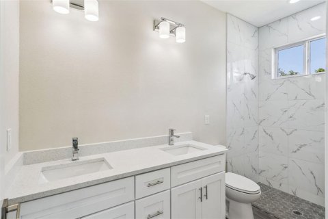 Casa en venta en Poinciana, Florida, 4 dormitorios, 182.46 m2 № 2384331 - foto 18