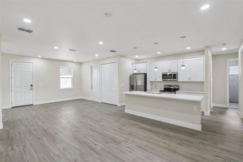 Casa en venta en Poinciana, Florida, 4 dormitorios, 182.46 m2 № 2384331 - foto 8