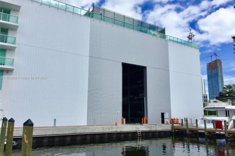 Terrain à vendre à Sunny Isles Beach, Floride № 1968623 - photo 8