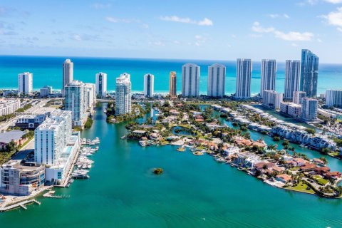 Terrain à vendre à Sunny Isles Beach, Floride № 1968623 - photo 3