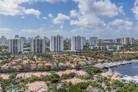 Copropriété à vendre à Aventura, Floride: 2 chambres, 203.46 m2 № 2411751 - photo 5
